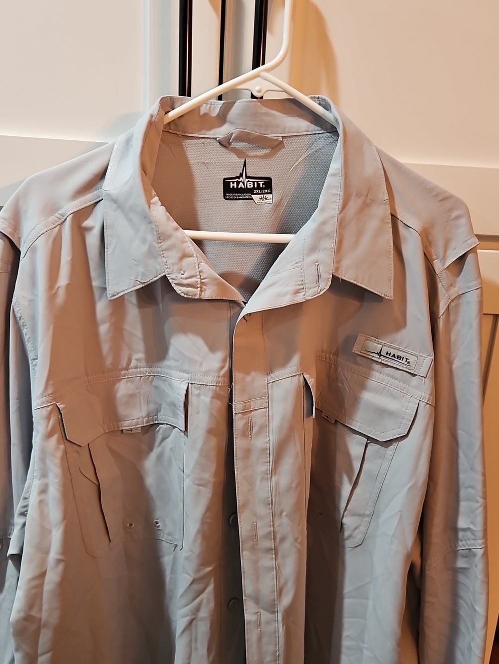 Men's Lightweight Button-Down Fishing Shirt — Light Gray